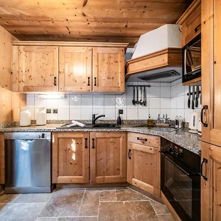 Alpstuga Olea - By Emerald